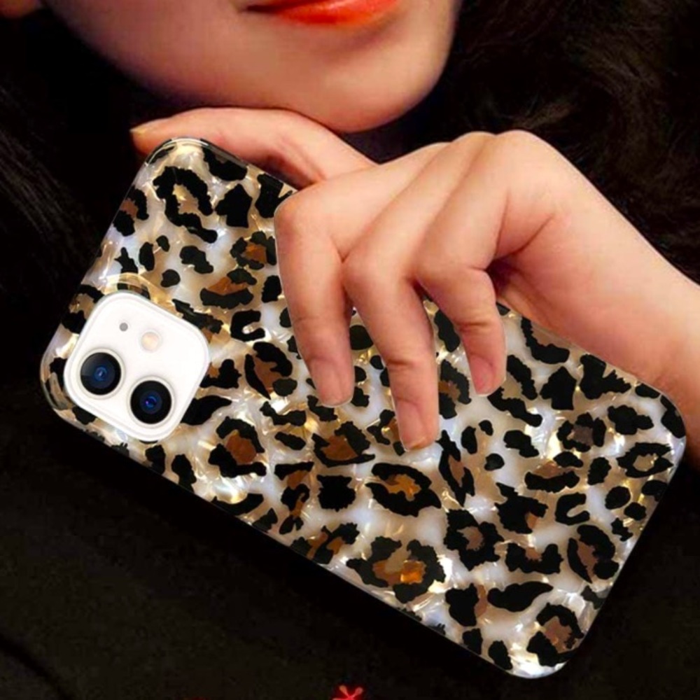 ✨NEW: iPhone 12 Pro Max - Leopard Cheetah print Phonecase🐆✨